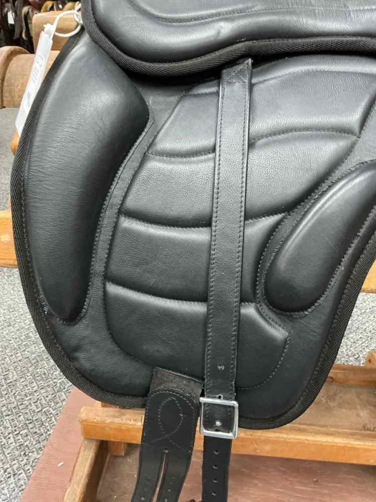 Freemax Trail Saddle