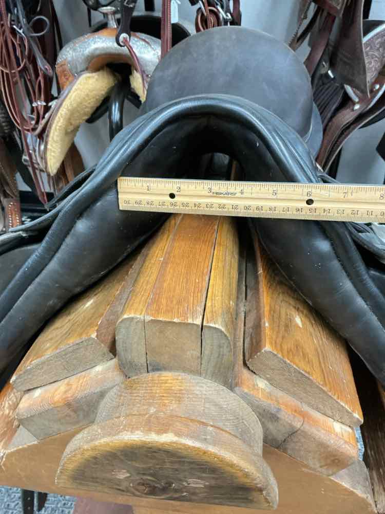 Niedersus Dressage Saddle