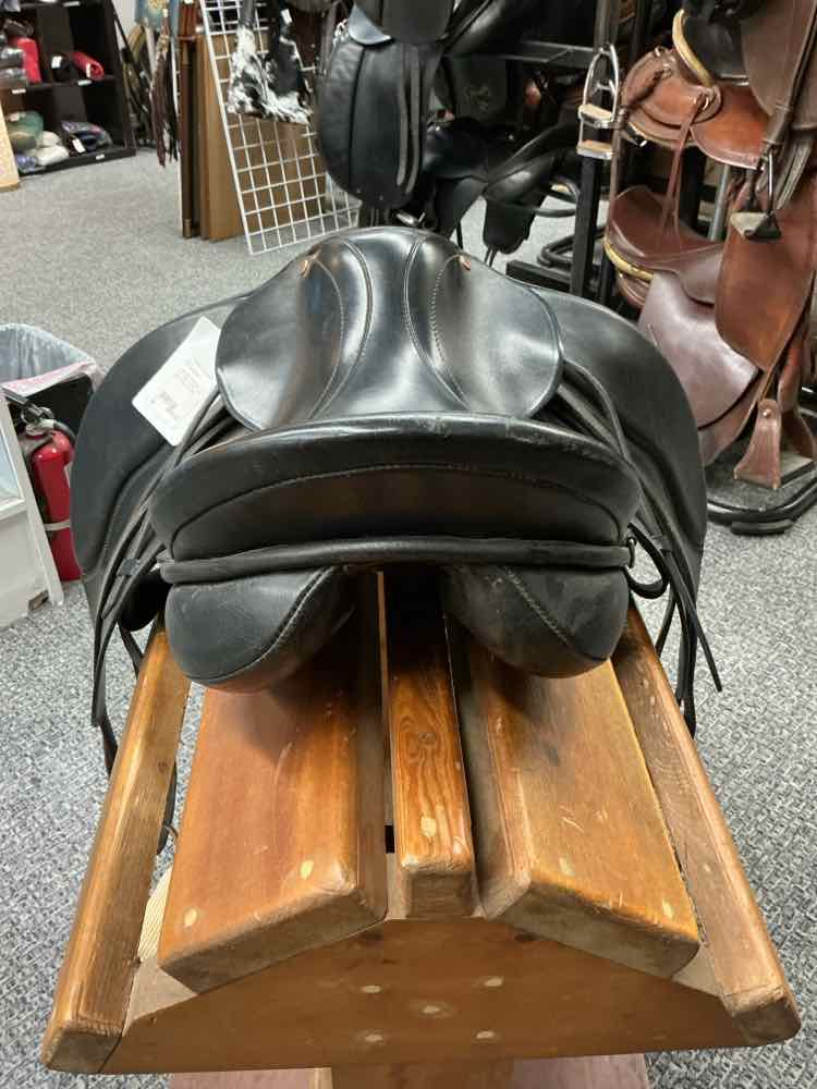 Courbette Dressage Saddle