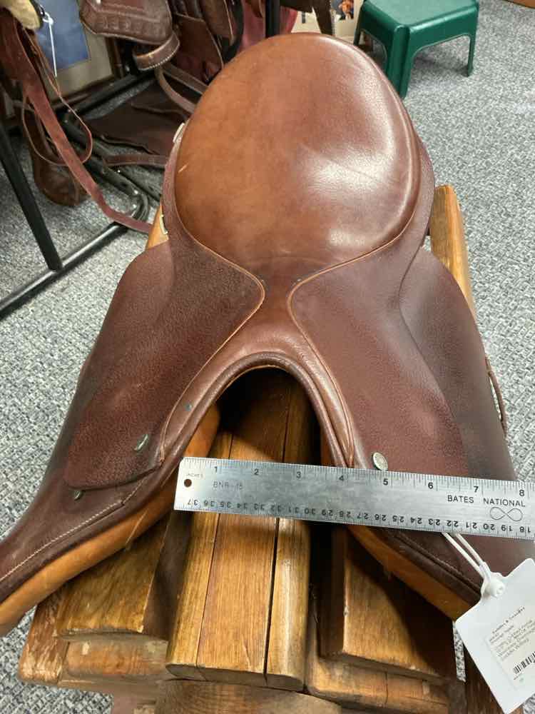 Crosby Dressage Saddle