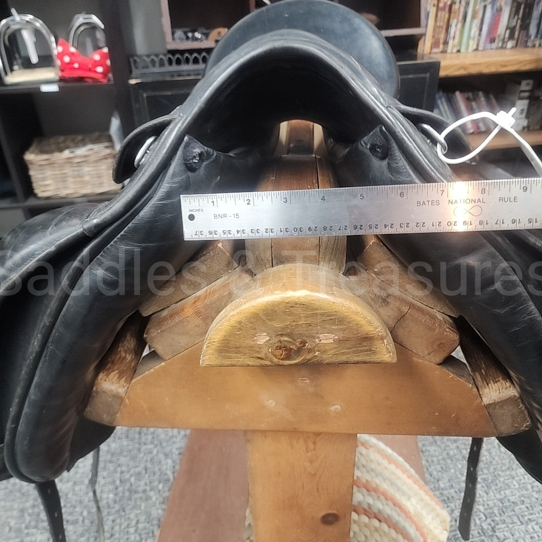 Prestige Dressage Saddle