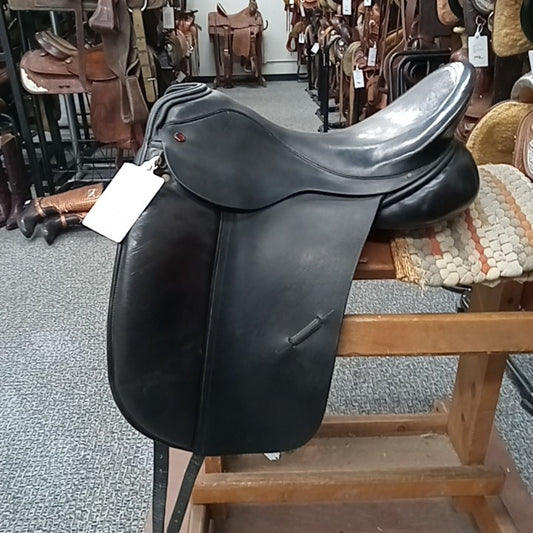 Albion Dressage Saddle