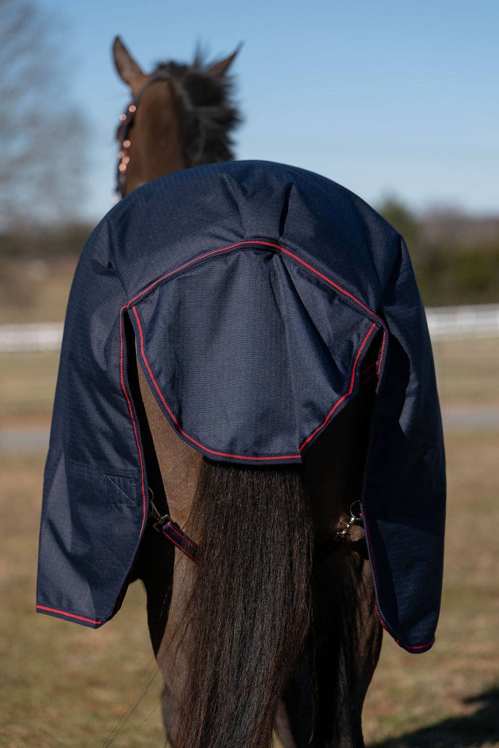 TuffRider Ripstop Standard Neck LightWeight Turnout Blanket with 100 GSM Fill