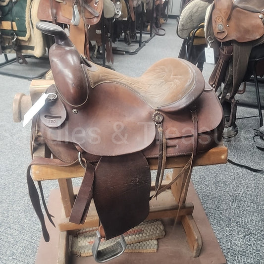 Crates Western Saddle