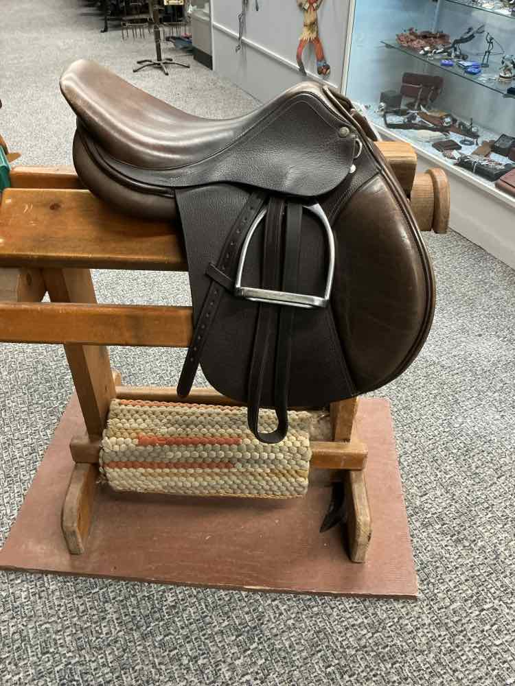 Dover Jumping Saddle