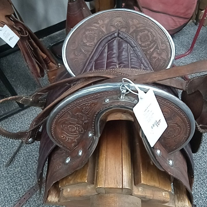 Peruvian Saddle
