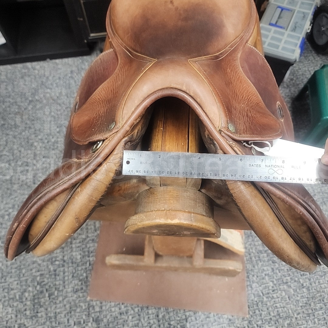 Antares Jumping Saddle