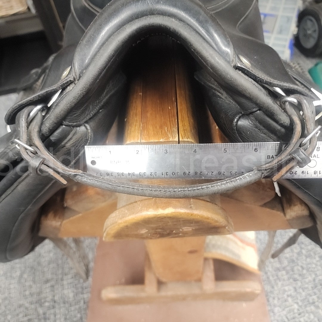 Bates Dressage Saddle