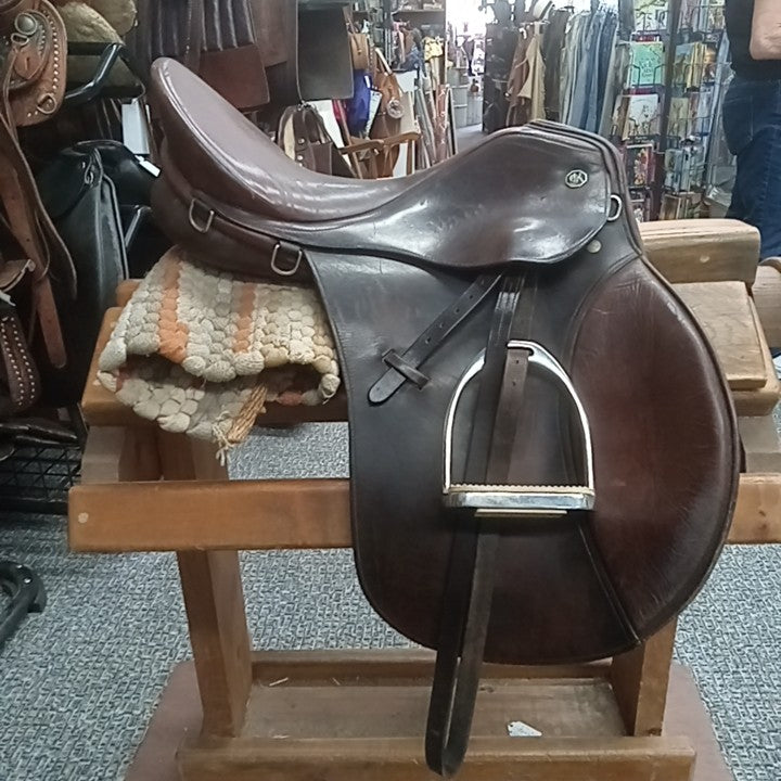English Saddle