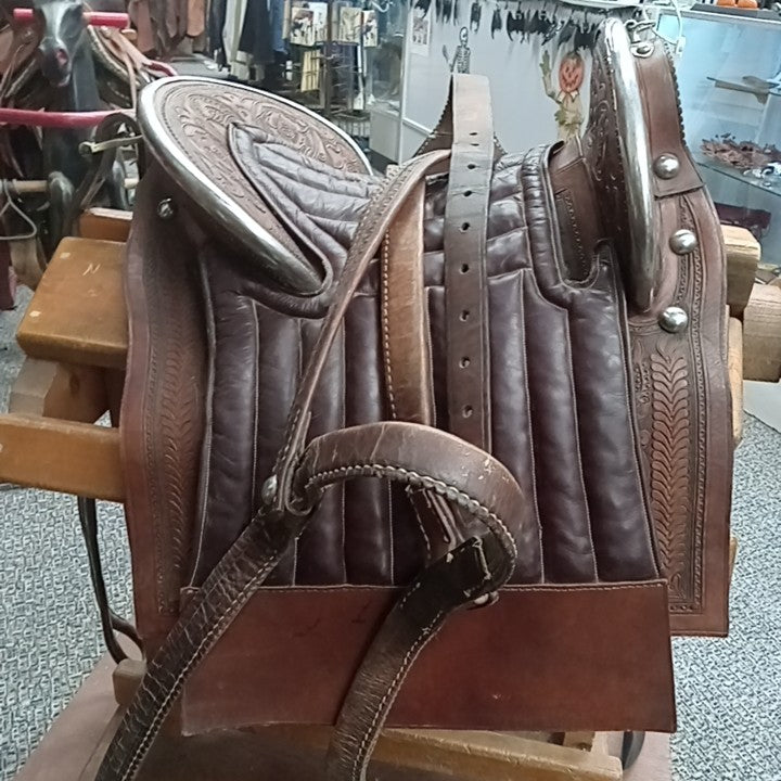 Peruvian Saddle