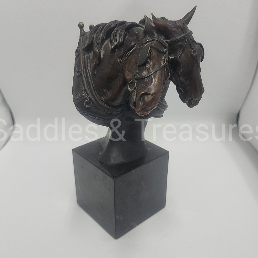 Statuary/Sculpture