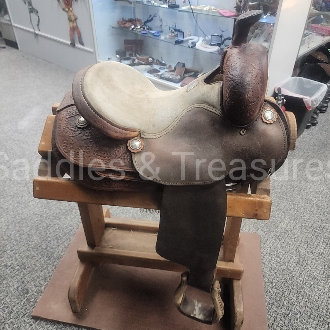 KM Saddlery Western Saddle