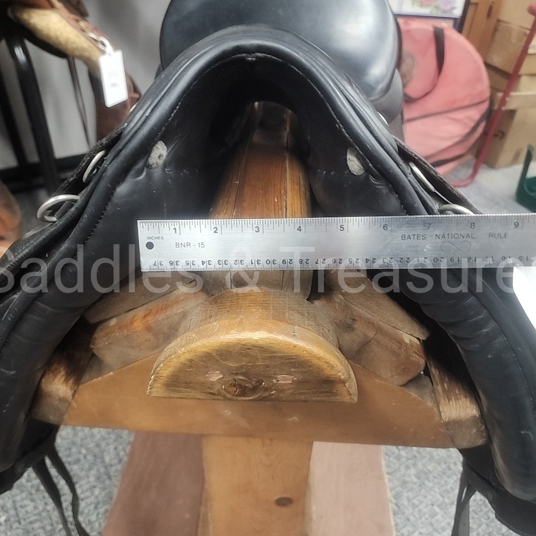 Moritz Dressage Saddle