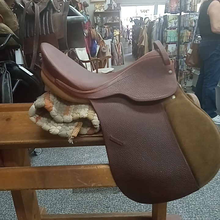 Jumping Saddle