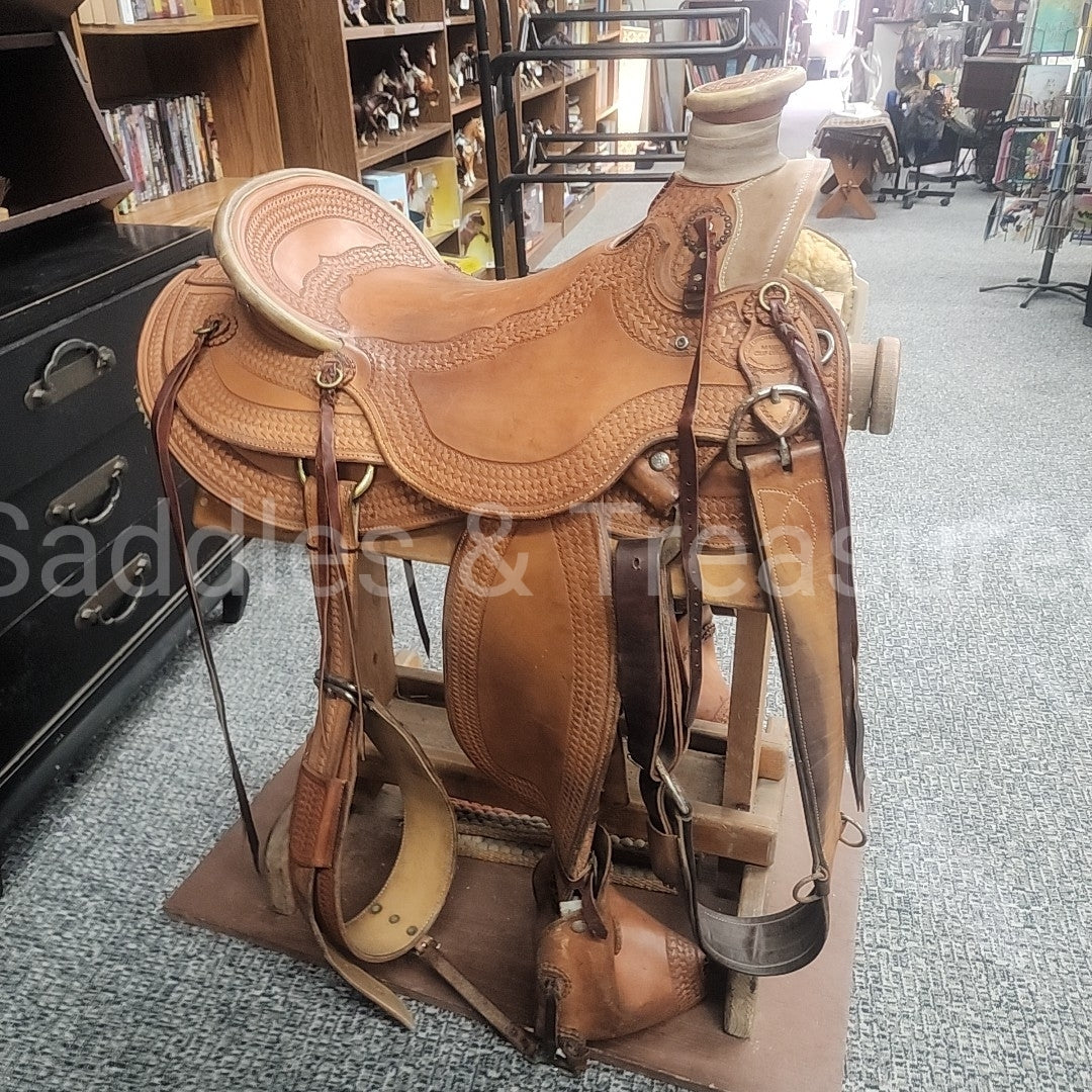 Cliff Lynch Western Saddle