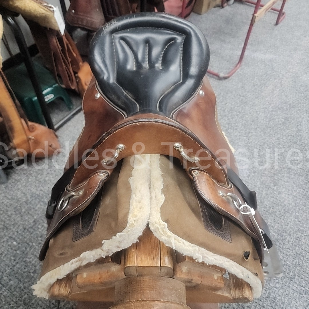 Endurance Saddle English