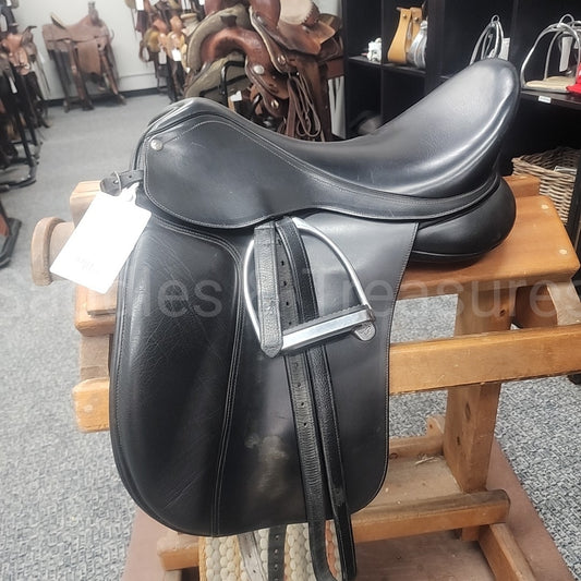 Bates Dressage Saddle