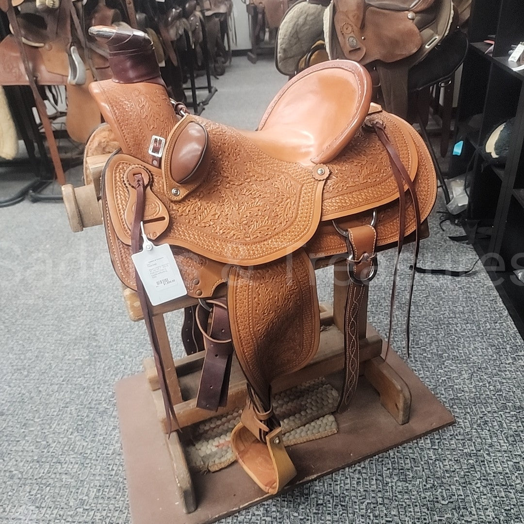 Roping Saddle