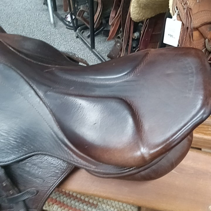 Stubben Jumping Saddle