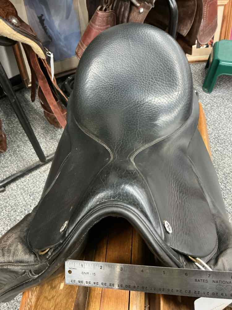 Barnsby Dressage Saddle