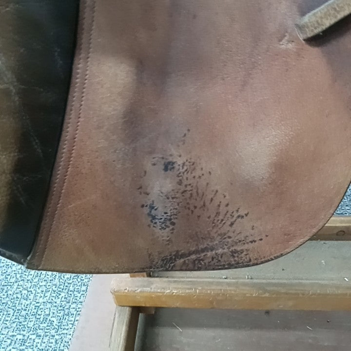 Jumping Saddle