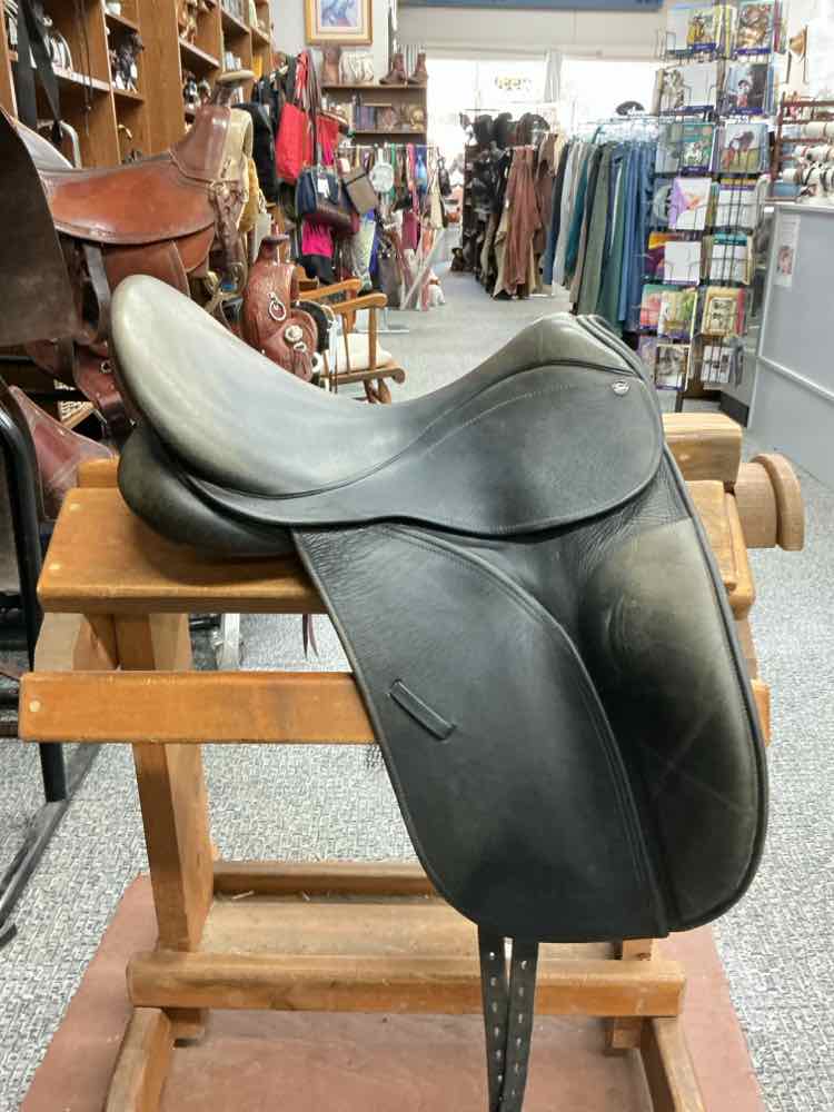 County Dressage Saddle