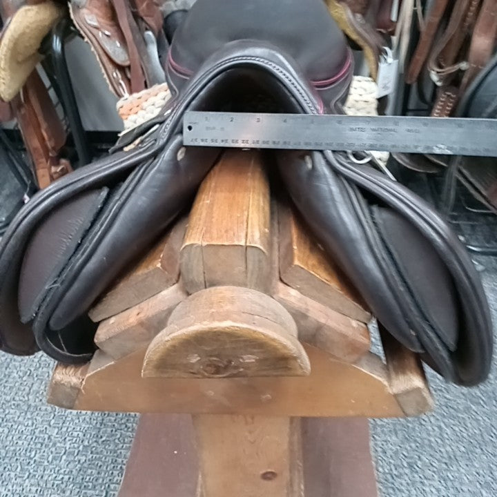 Jumping Saddle