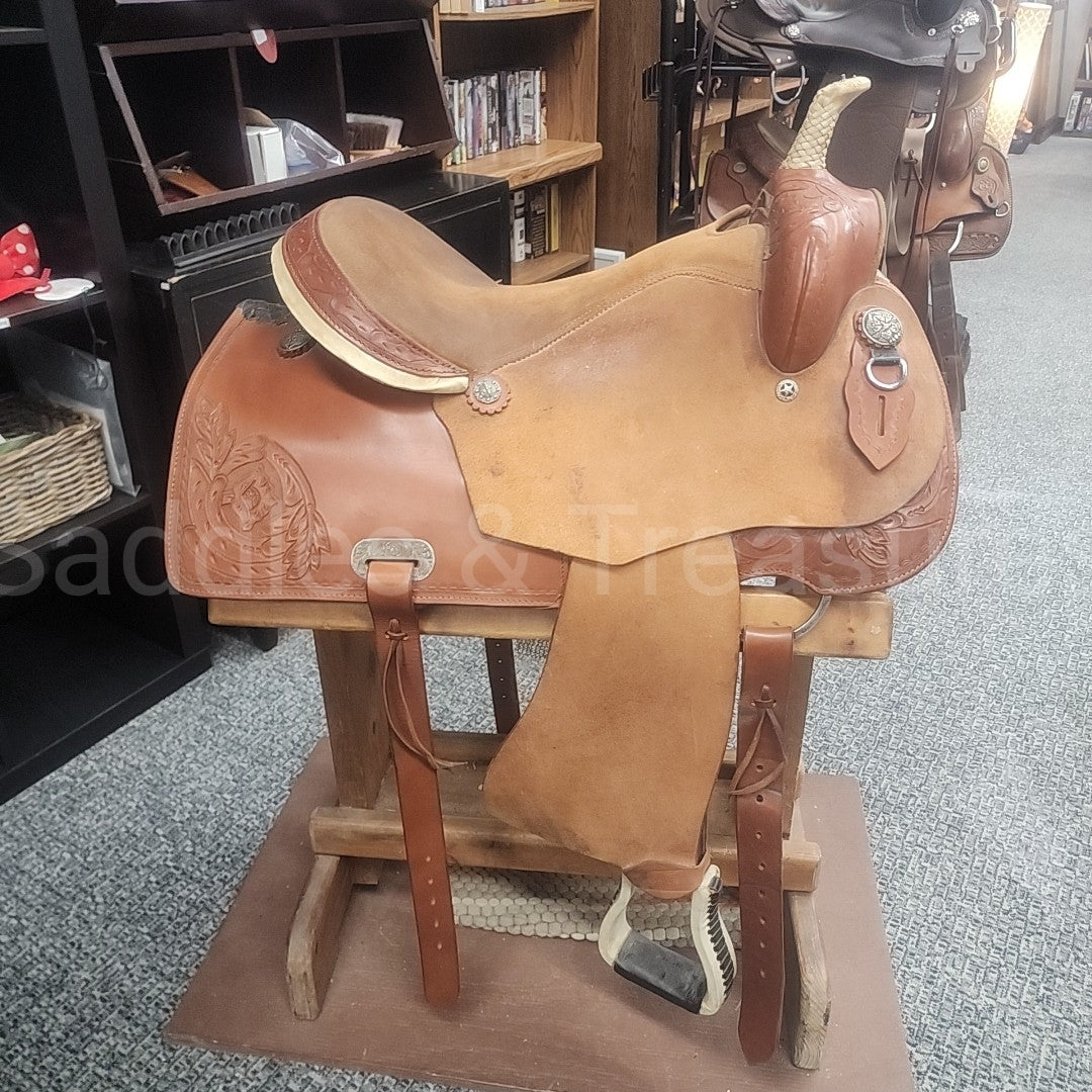 Ligers-Tigons Western Saddle