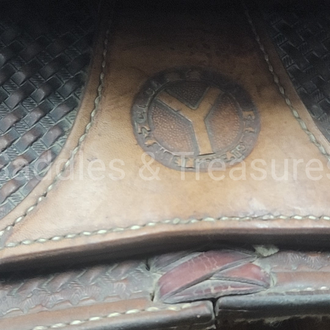 Circle Y Western Saddle