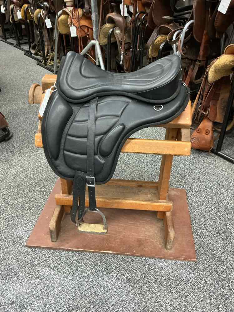 Freemax Trail Saddle