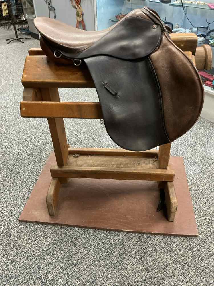 Courbette All-Purpose Saddle