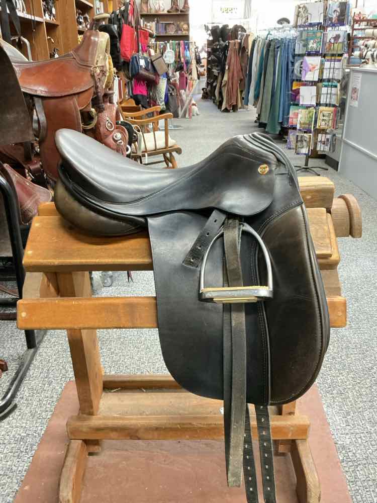 Niedersus Dressage Saddle