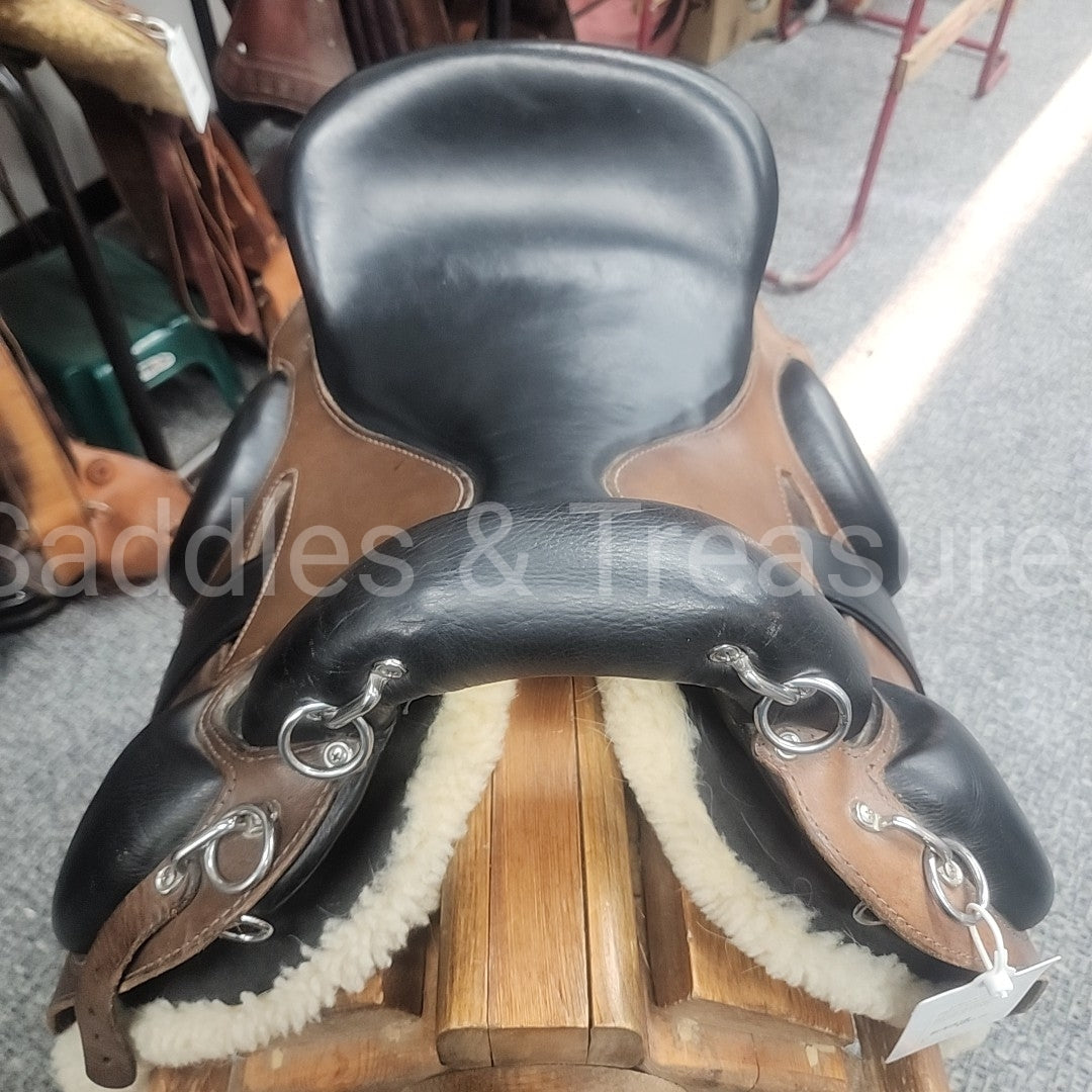 Endurance Saddle English