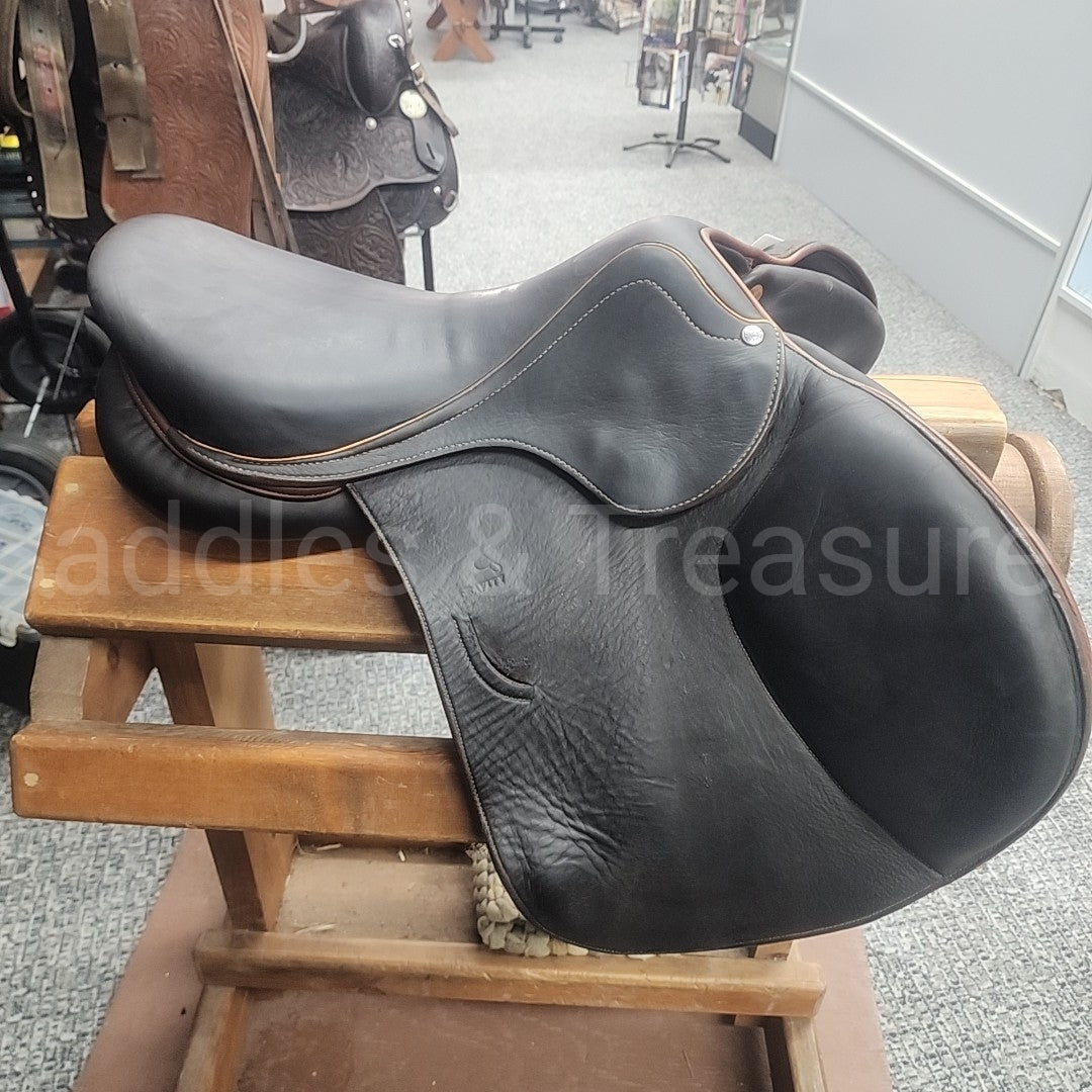 Jumping Saddle