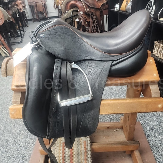 Dresch Dressage Saddle