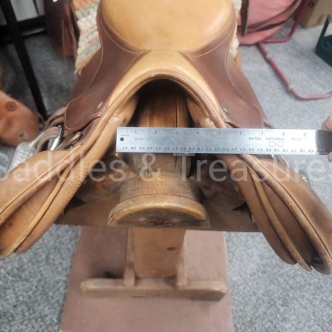 Jumping Saddle