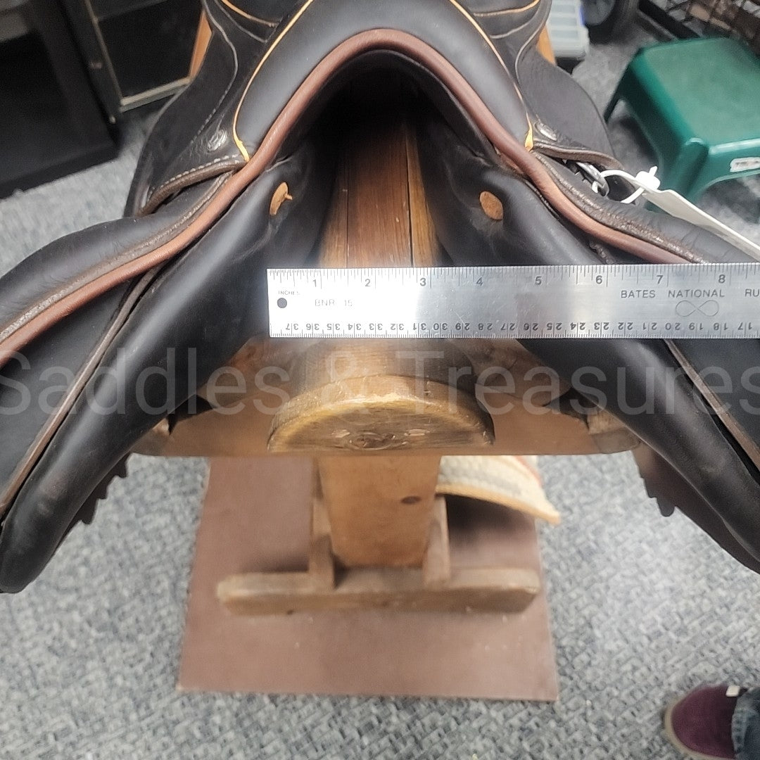 Jumping Saddle