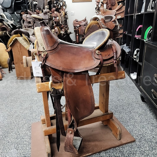 J.J. Maxwell Roping Saddle