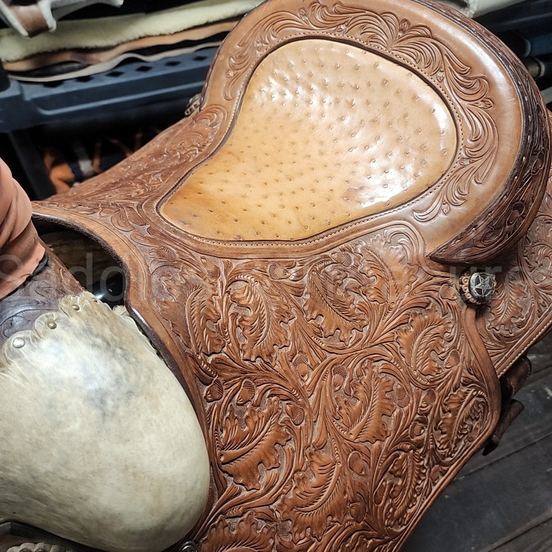 Roping Saddle