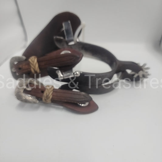 Spur W/Straps