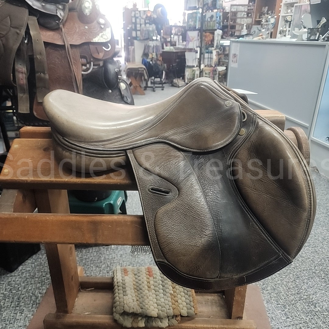 HDR Jumping Saddle
