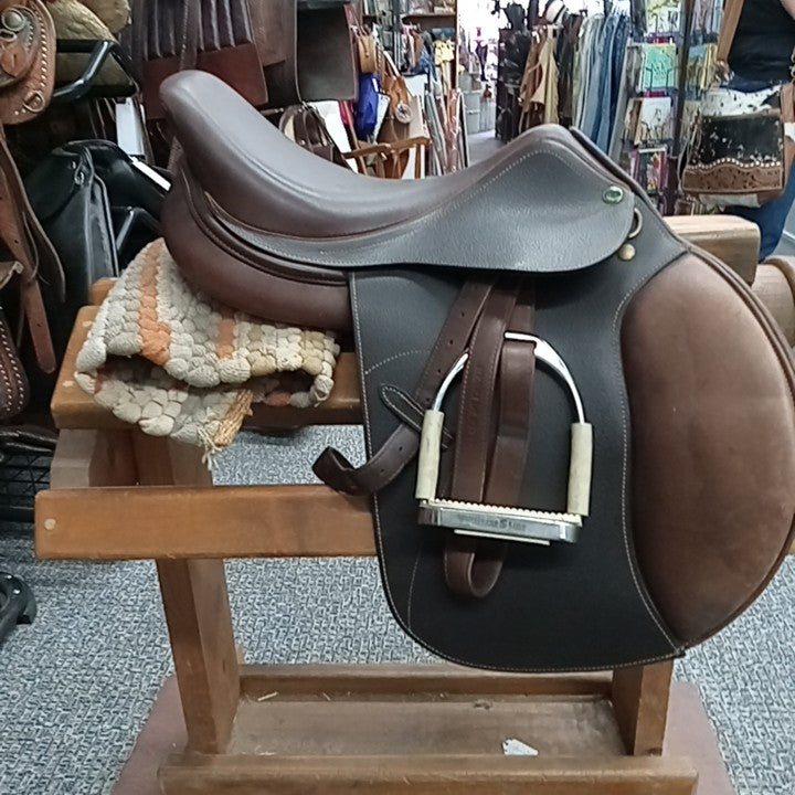 HDR Jumping Saddle