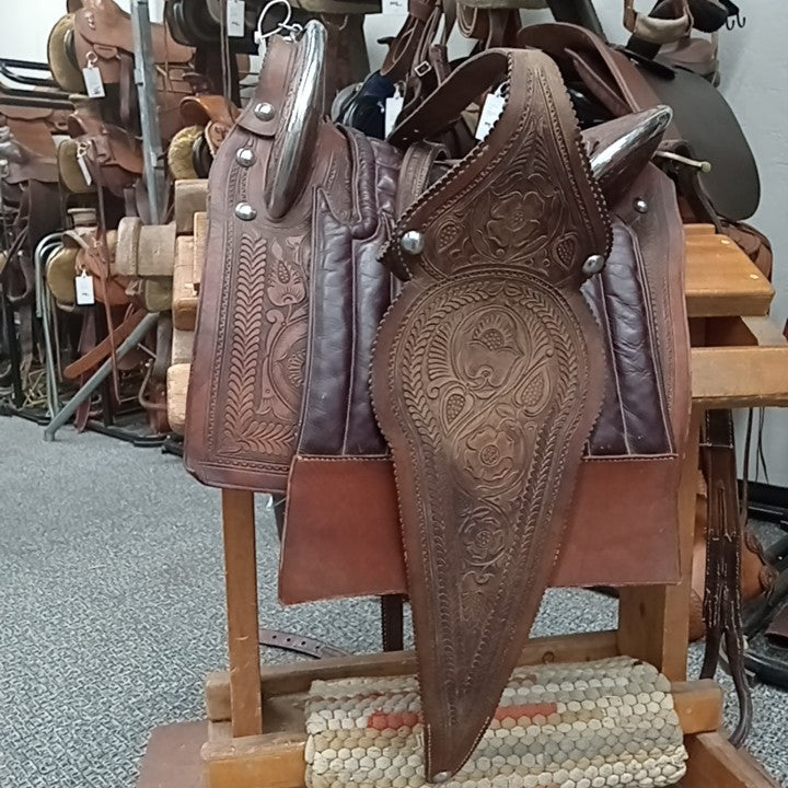Peruvian Saddle