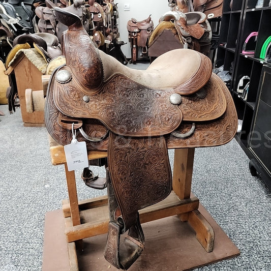 Pleasure Saddle