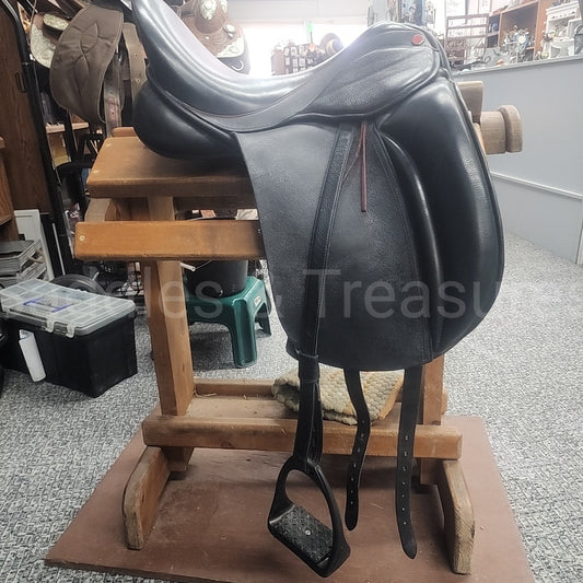Lemke SLD Dressage Saddle